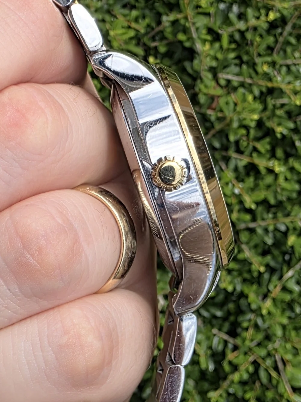 Invicta Disney Limited Edition Mickey Mouse Men's Watch Model 41365 Gold Silver